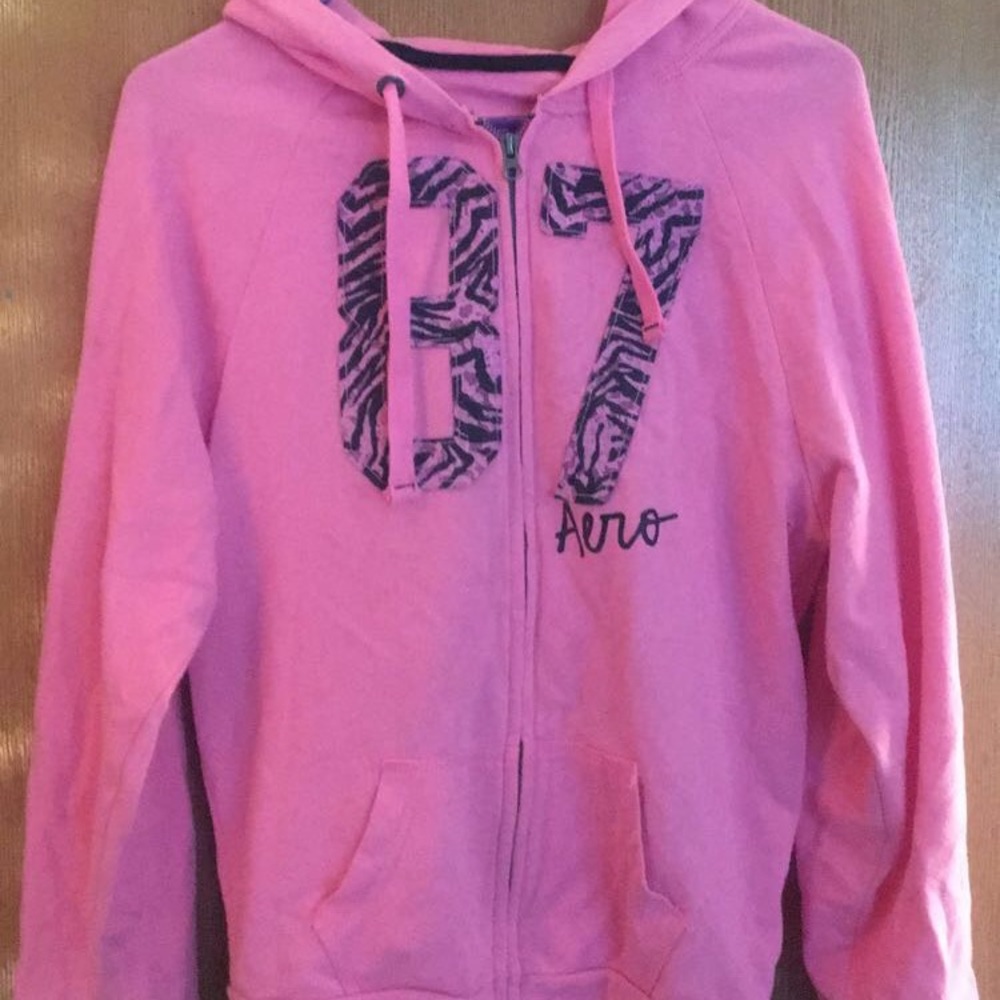 Zip up pink sweatshirt